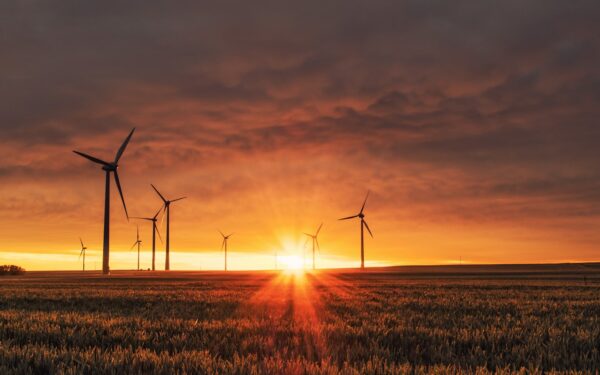 Communautés d&rsquo;énergie : partager l&rsquo;électricité verte entre voisins